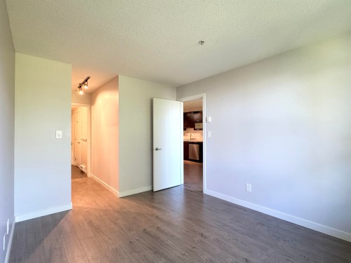 419-10707 139 Street, Surrey, BC 