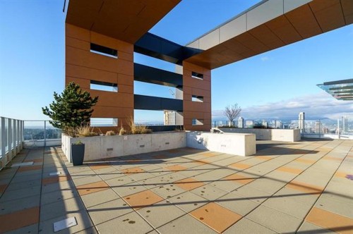 2704-13615 Fraser Highway, Surrey, BC 