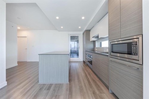 2704-13615 Fraser Highway, Surrey, BC 