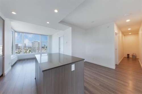 2704-13615 Fraser Highway, Surrey, BC 