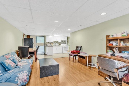 9766 154 Street, Surrey, BC 