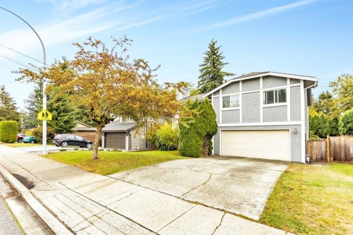 9766 154 Street, Surrey, BC 