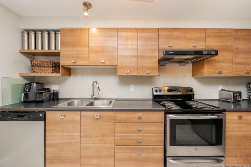 24-6671 121 Street, Surrey, BC 