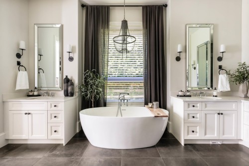 7670 240 Street, Langley, BC 