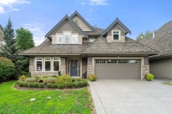 19-3300 157a Street  Surrey, BC V3Z 2P2