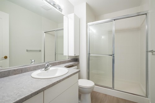 125-13911 70 Avenue, Surrey, BC 