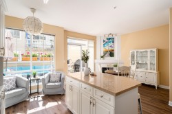 1159 Vidal Street  White Rock, BC V4B 3T4