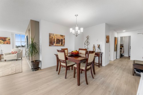 801-11910 80 Avenue, Delta, BC 