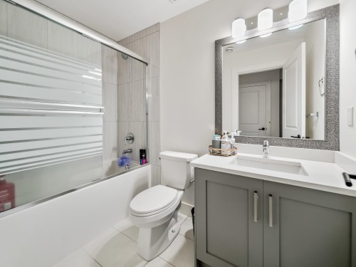 36051 Emily Carr Green, Abbotsford, BC 