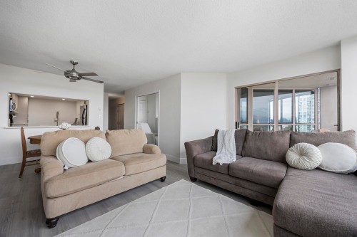 1306-14881 103A Avenue, Surrey, BC 