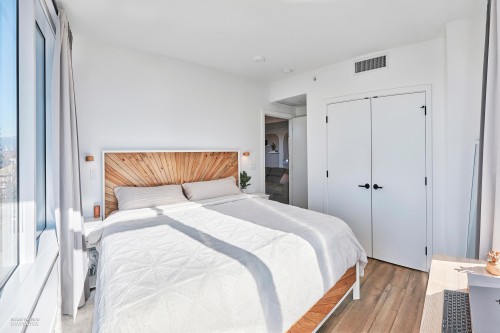 710-10448 University Drive, Surrey, BC 