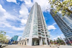 1107-13618 100 Avenue Avenue  Surrey, BC V3T 0A8