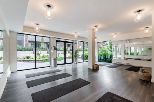407-15815 85 Avenue, Surrey, BC 