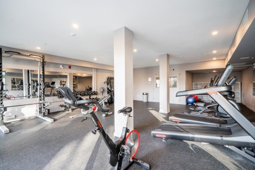 407-15815 85 Avenue, Surrey, BC 