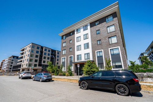 407-15815 85 Avenue, Surrey, BC 