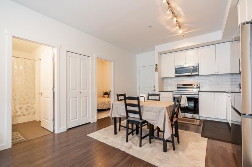 407-15815 85 Avenue, Surrey, BC 
