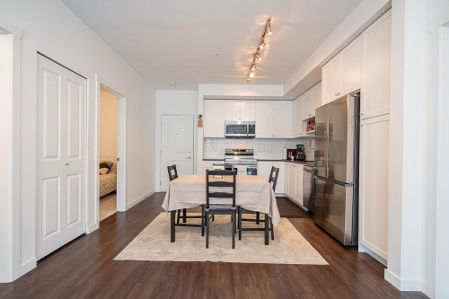407-15815 85 Avenue, Surrey, BC 
