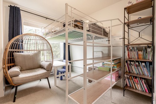 2-9718 161A Street, Surrey, BC 