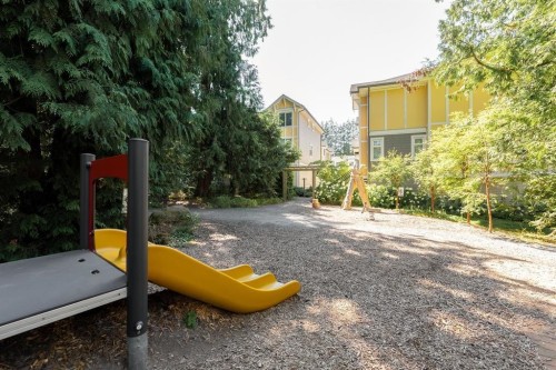 2-9718 161A Street, Surrey, BC 