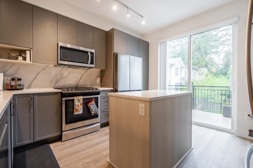 2-9718 161A Street, Surrey, BC 