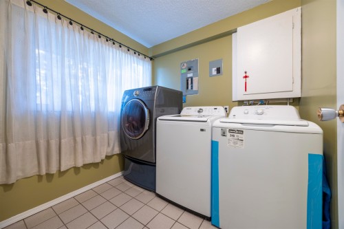 11820 Staples Crescent, Delta, BC 