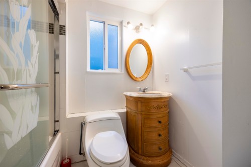 11820 Staples Crescent, Delta, BC 