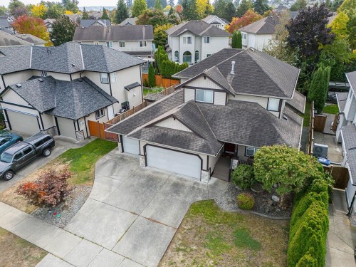 6119 166A Street, Surrey, BC 