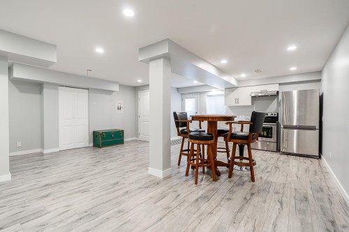 6119 166A Street, Surrey, BC 