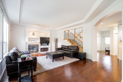 6119 166A Street, Surrey, BC 