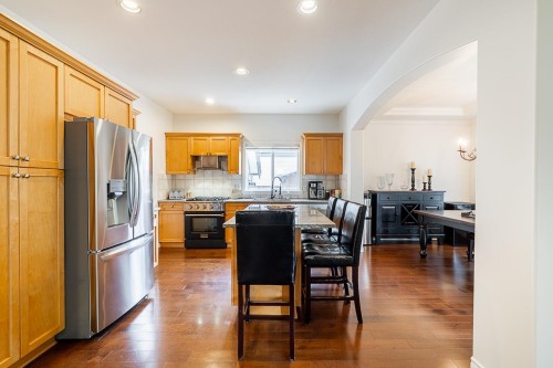 6119 166A Street, Surrey, BC 