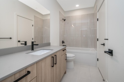 B42X-8230 Street, Langley, BC 