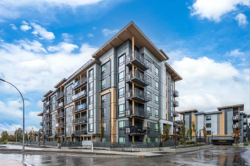 B42X-8230 Street, Langley, BC 