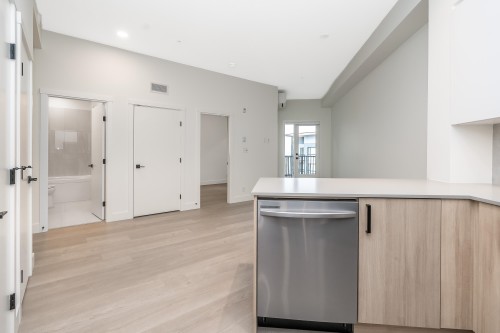 B42X-8230 Street, Langley, BC 