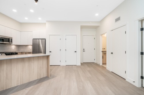 B42X-8230 Street, Langley, BC 