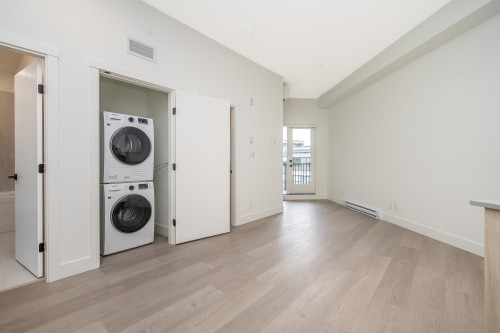 B42X-8230 Street, Langley, BC 