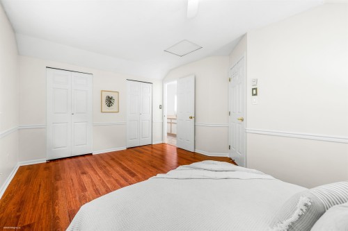 222-7837 120A Street, Surrey, BC 