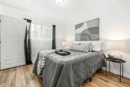 222-7837 120A Street, Surrey, BC 