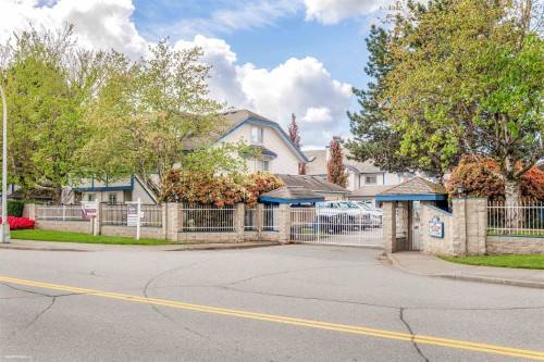 222-7837 120A Street, Surrey, BC 