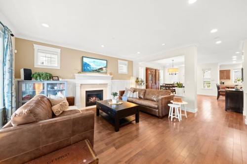 9445 Kanaka Street, Langley, BC 