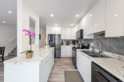 118-8060 121a Street  Surrey, BC V3W 0S5