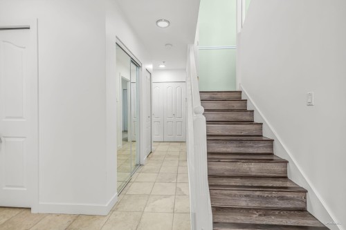 321-9688 148 Street, Surrey, BC 