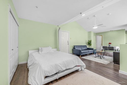 321-9688 148 Street, Surrey, BC 