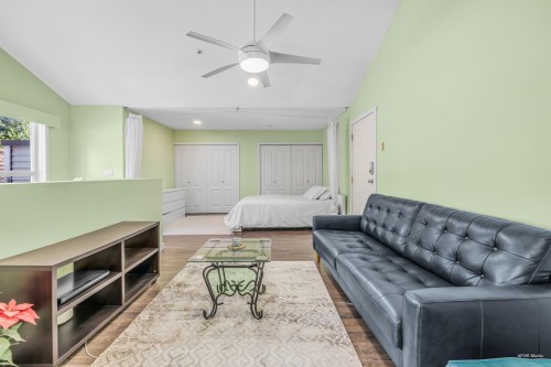 321-9688 148 Street, Surrey, BC 