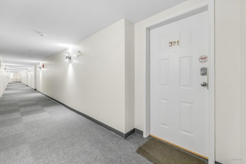 321-9688 148 Street, Surrey, BC 