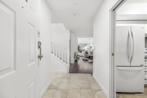 321-9688 148 Street, Surrey, BC 