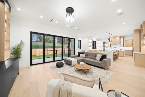 15420 27A Avenue, Surrey, BC 