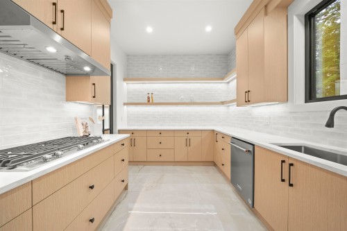 15420 27A Avenue, Surrey, BC 