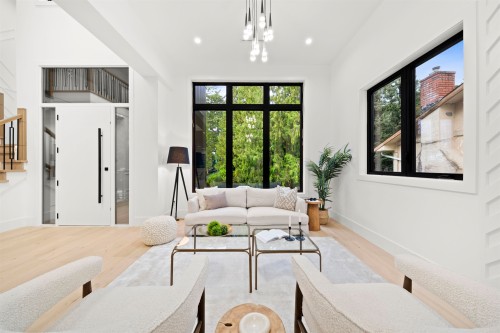 15420 27A Avenue, Surrey, BC 