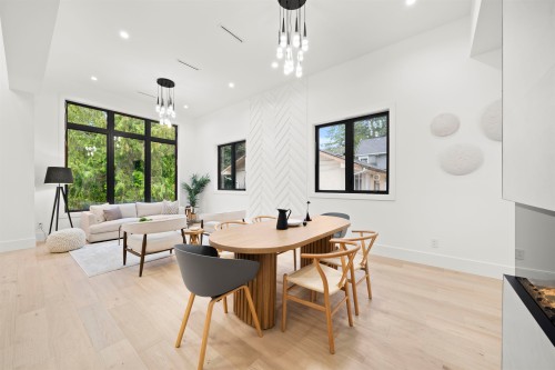 15420 27A Avenue, Surrey, BC 