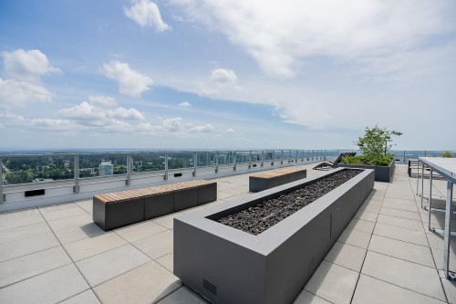 614-13350 Central Avenue, Surrey, BC 